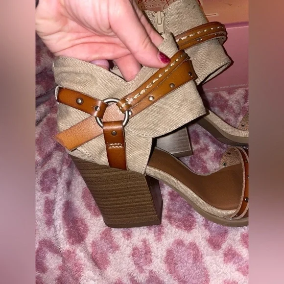 Jellypop Jelly Pop Open Toe Block Heel Sandal leather canvas shannen NEW - Picture 5 of 16